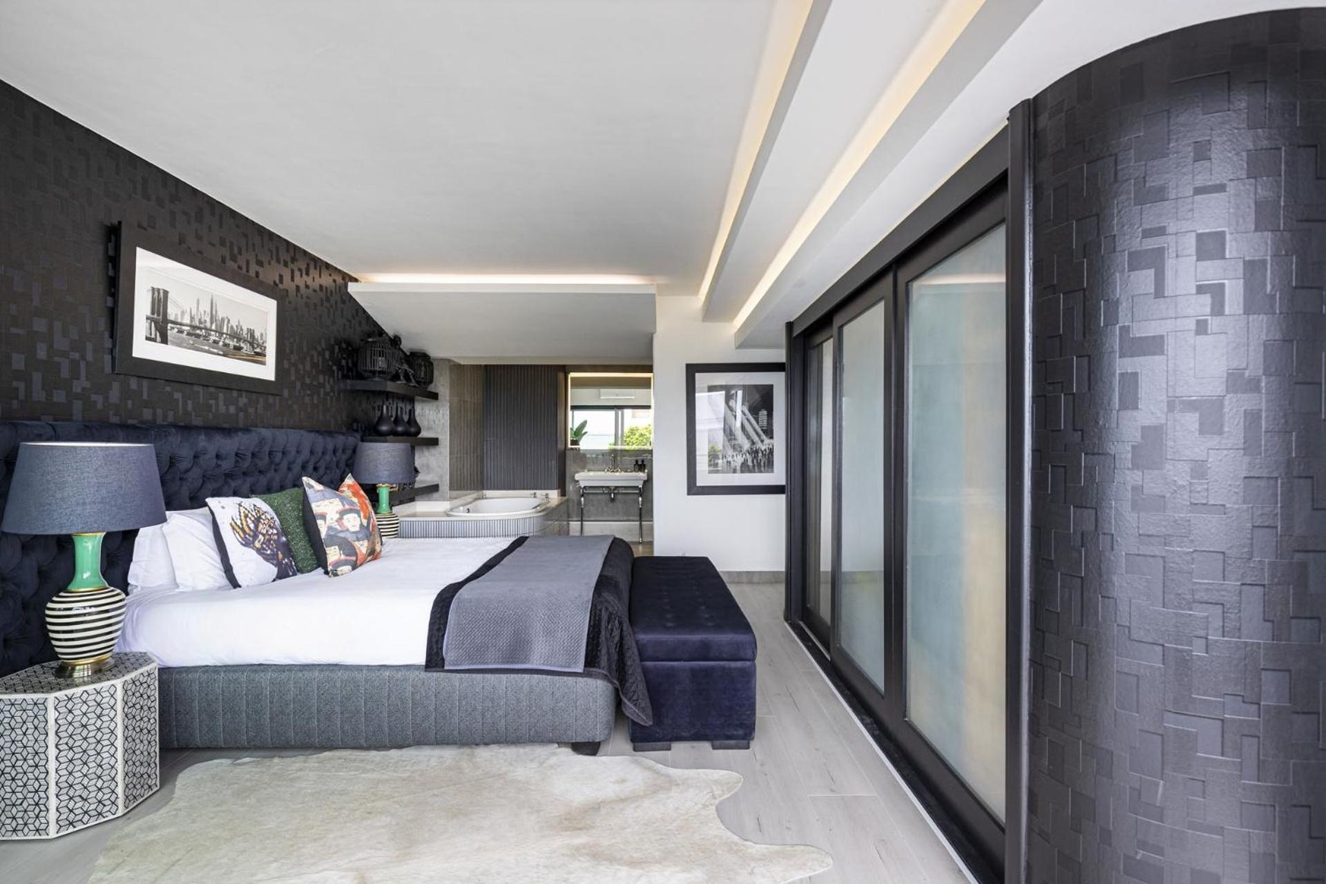 Clifton Yolo Spaces - Clifton Beachfront Executive Le Cap